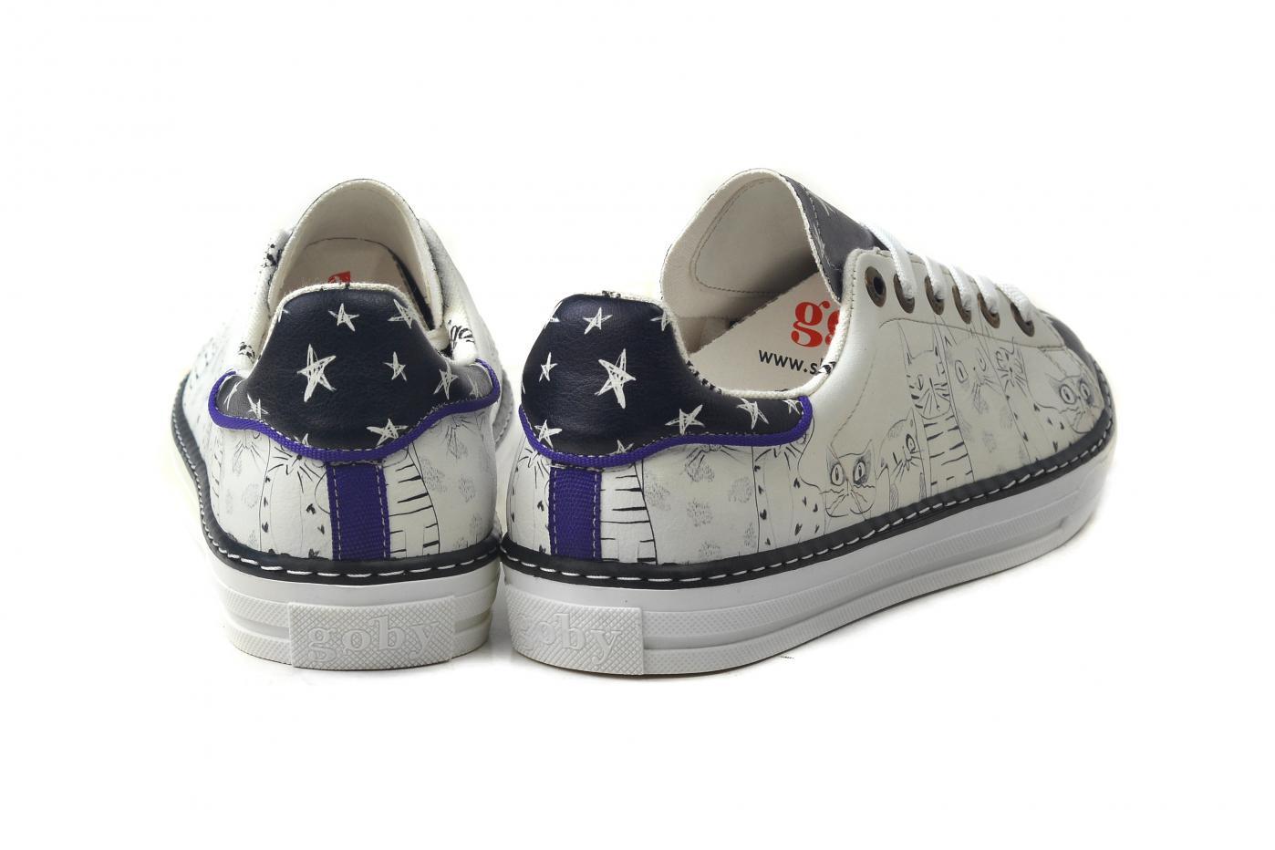 Sneaker Shoes Outlet - No Exchange or Return 39 EU - 8.5 US