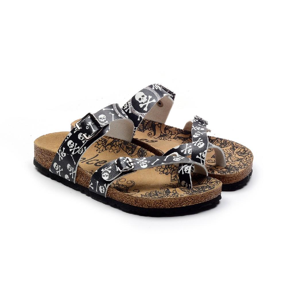 Sandal Outlet - No Exchange or Return  39 EU - 8.5 US