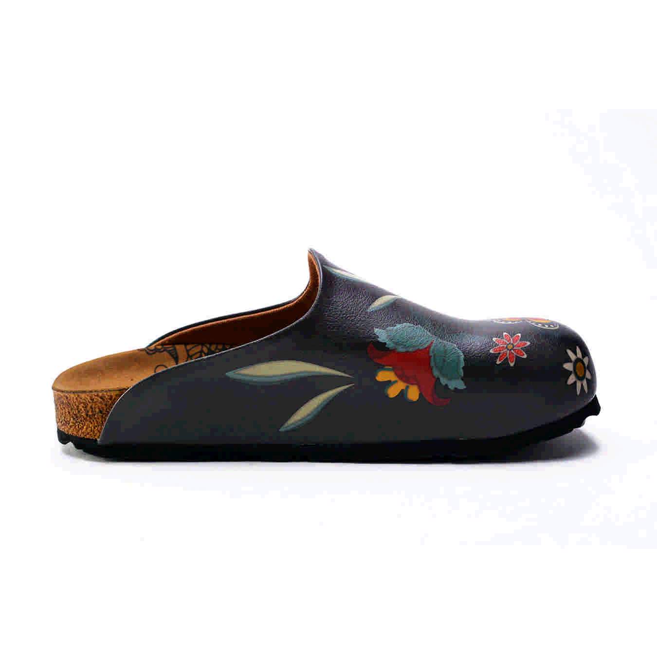 Clogs Outlet - No Exchange or Return  39 EU - 8.5 US
