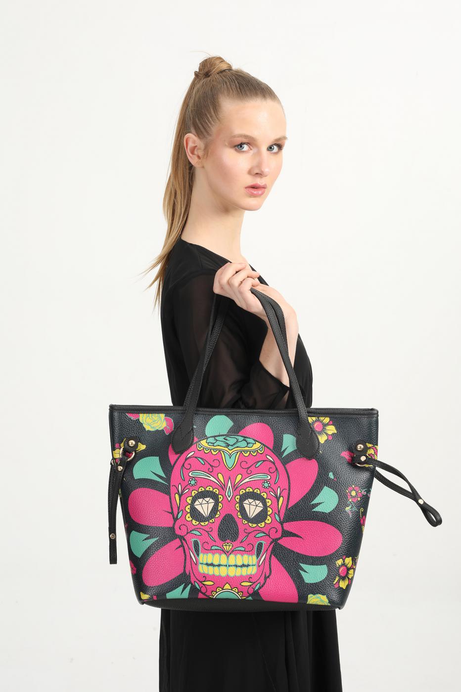 Hand Bags Outlet - No Exchange or Return