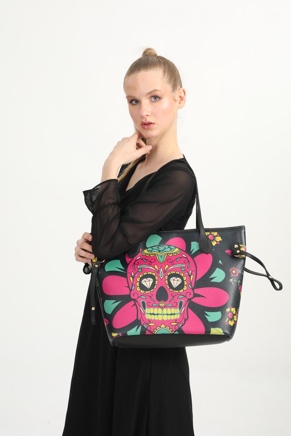Hand Bags Outlet - No Exchange or Return