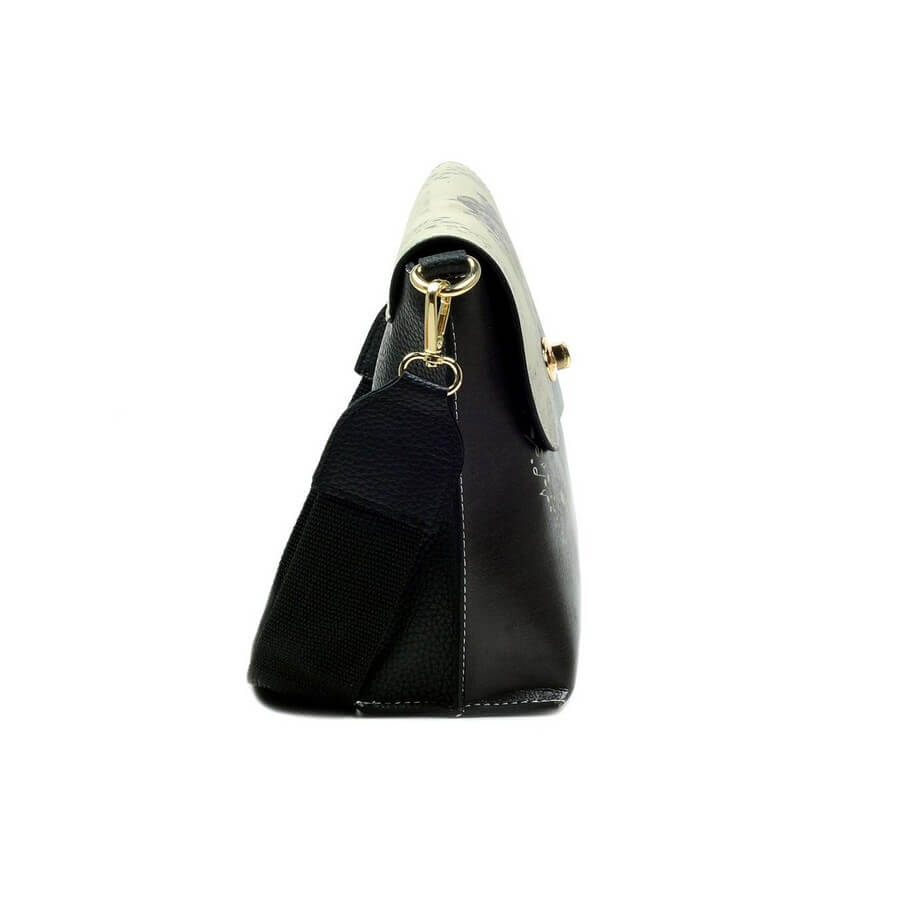 Hand Bags Outlet - No Exchange or Return
