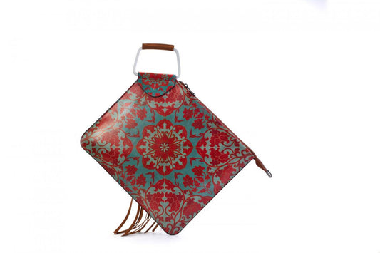 Hand Bags Outlet - No Exchange or Return
