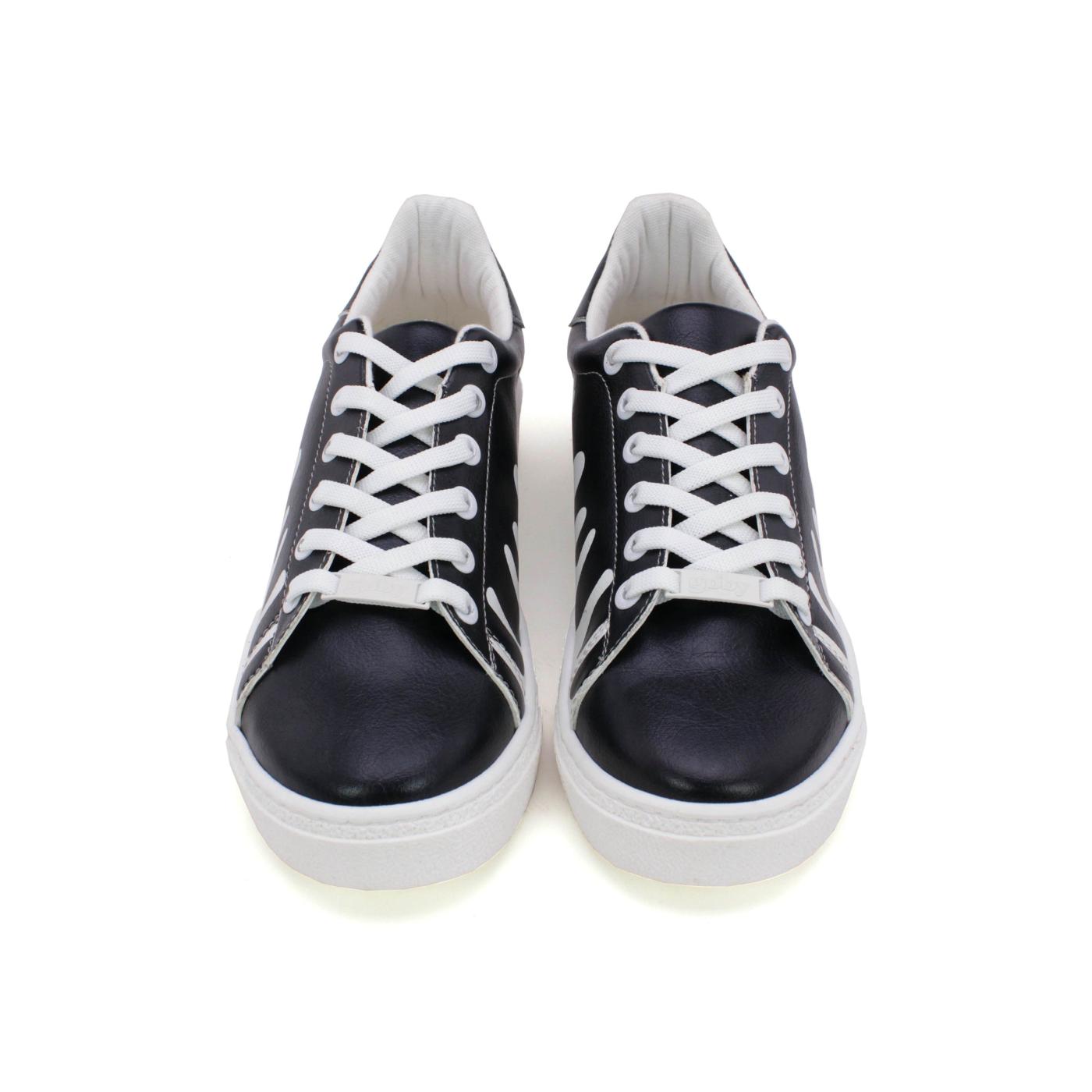 Sneaker Shoes Outlet - No Exchange or Return  41 EU - 10 US