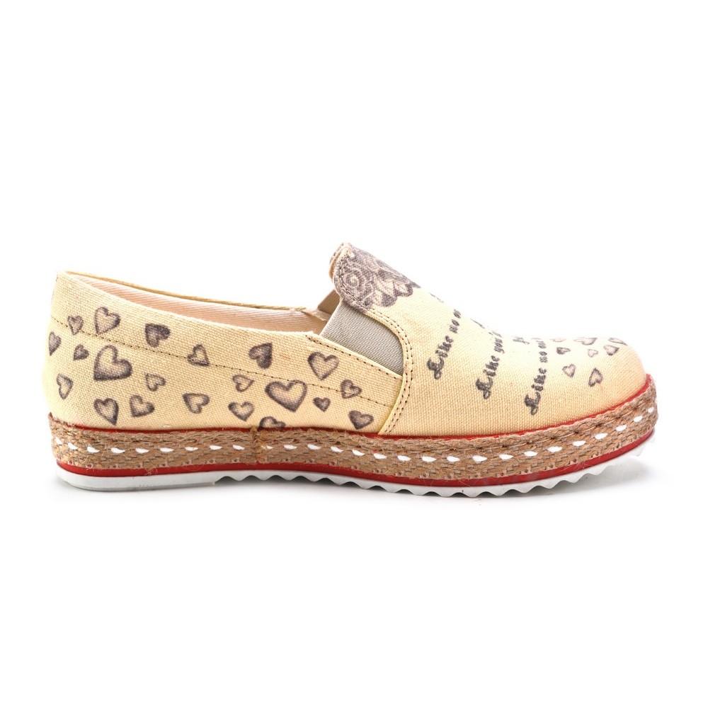 Sneaker Shoes Outlet - No Exchange or Return  39 EU - 8.5 US