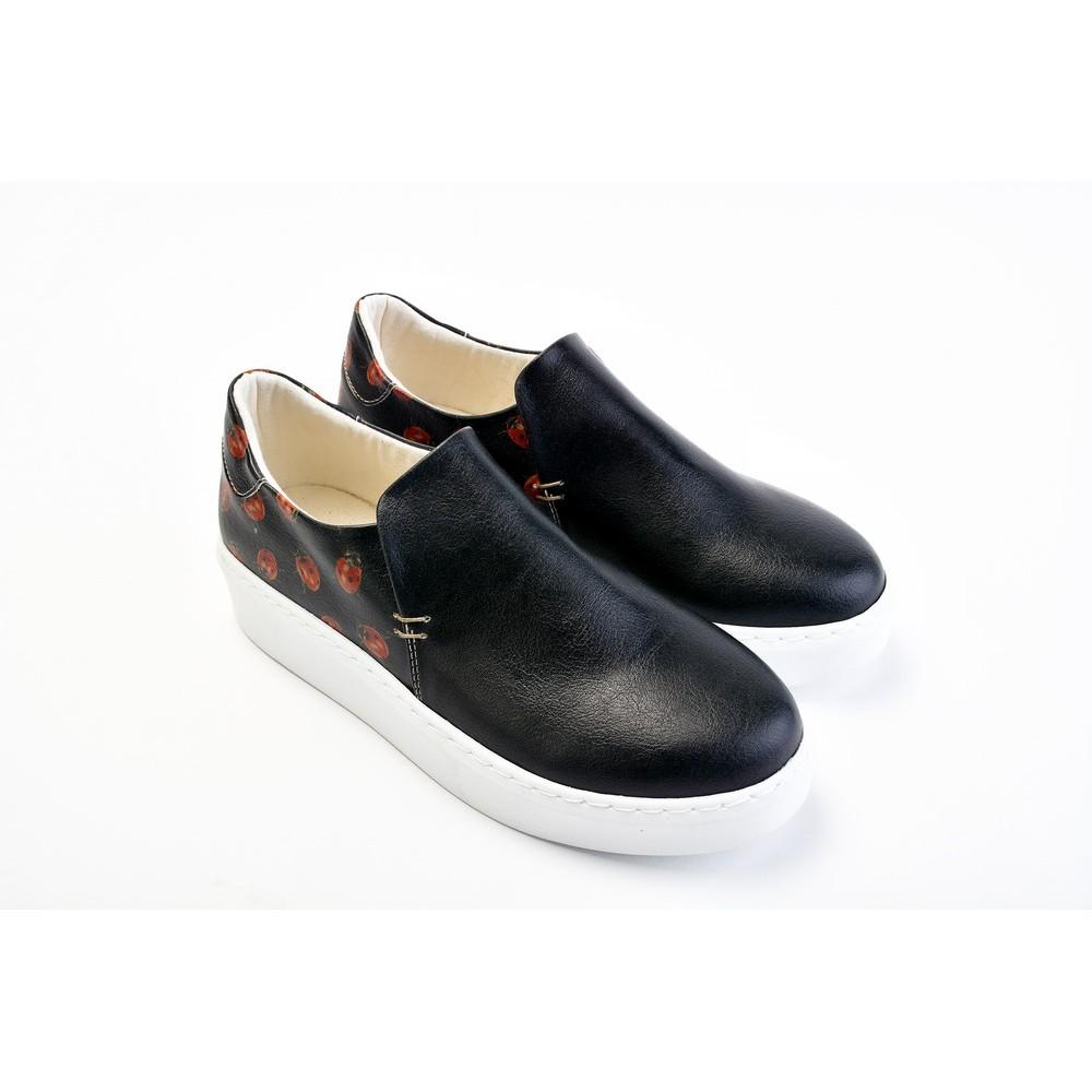 Sneaker Shoes Outlet - No Exchange or Return  39 EU - 8.5 US