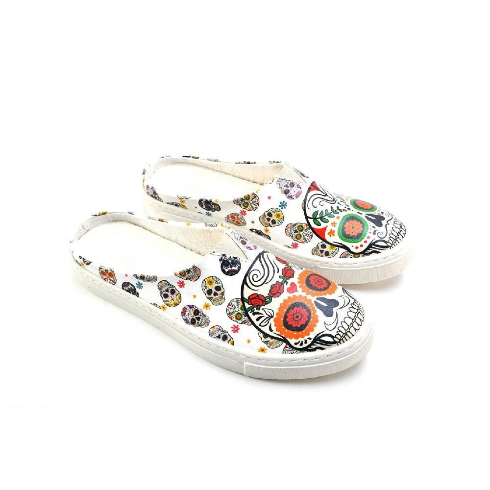 Slipper Outlet - No Exchange or Return  35 EU - 5 US