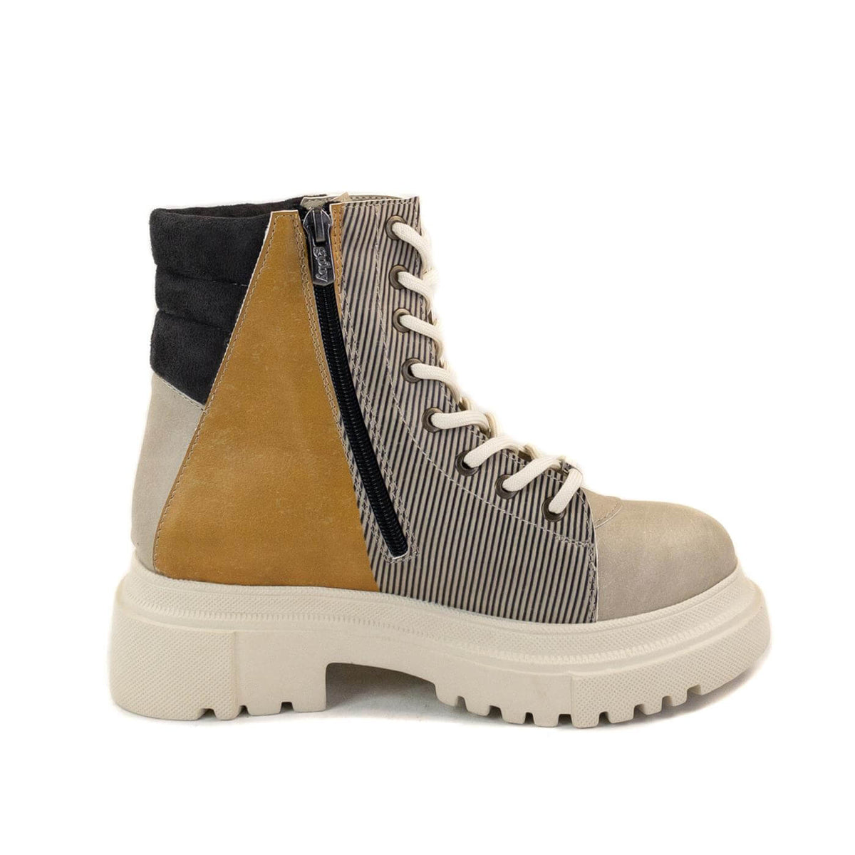 Long Boots Outlet - No Exchange or Return  41 EU - 10 US