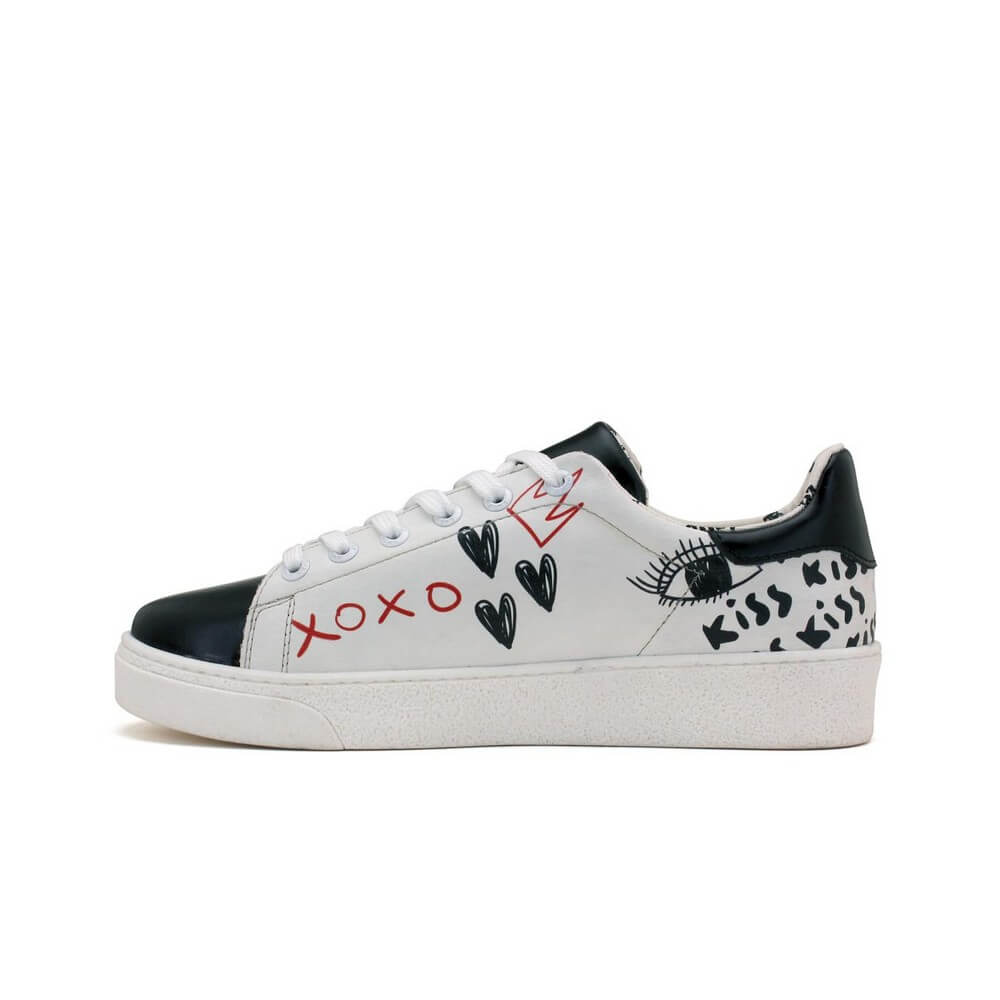 Sneaker Shoes Outlet - No Exchange or Return  41 EU - 10 US
