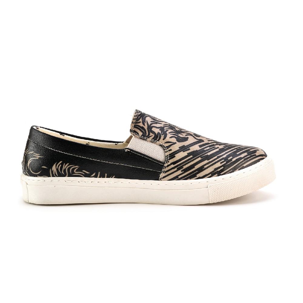 Sneaker Shoes Outlet - No Exchange or Return  39 EU - 8.5 US