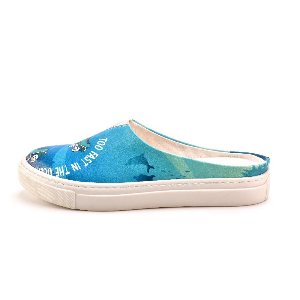 Slipper Outlet - No Exchange or Return  39 EU - 8.5 US