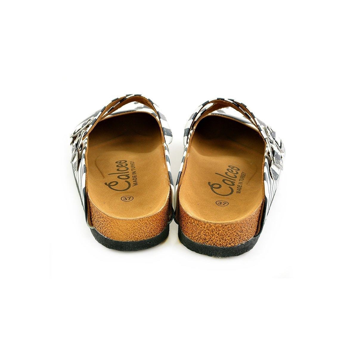 Clogs Outlet - No Exchange or Return  35 EU - 5 US