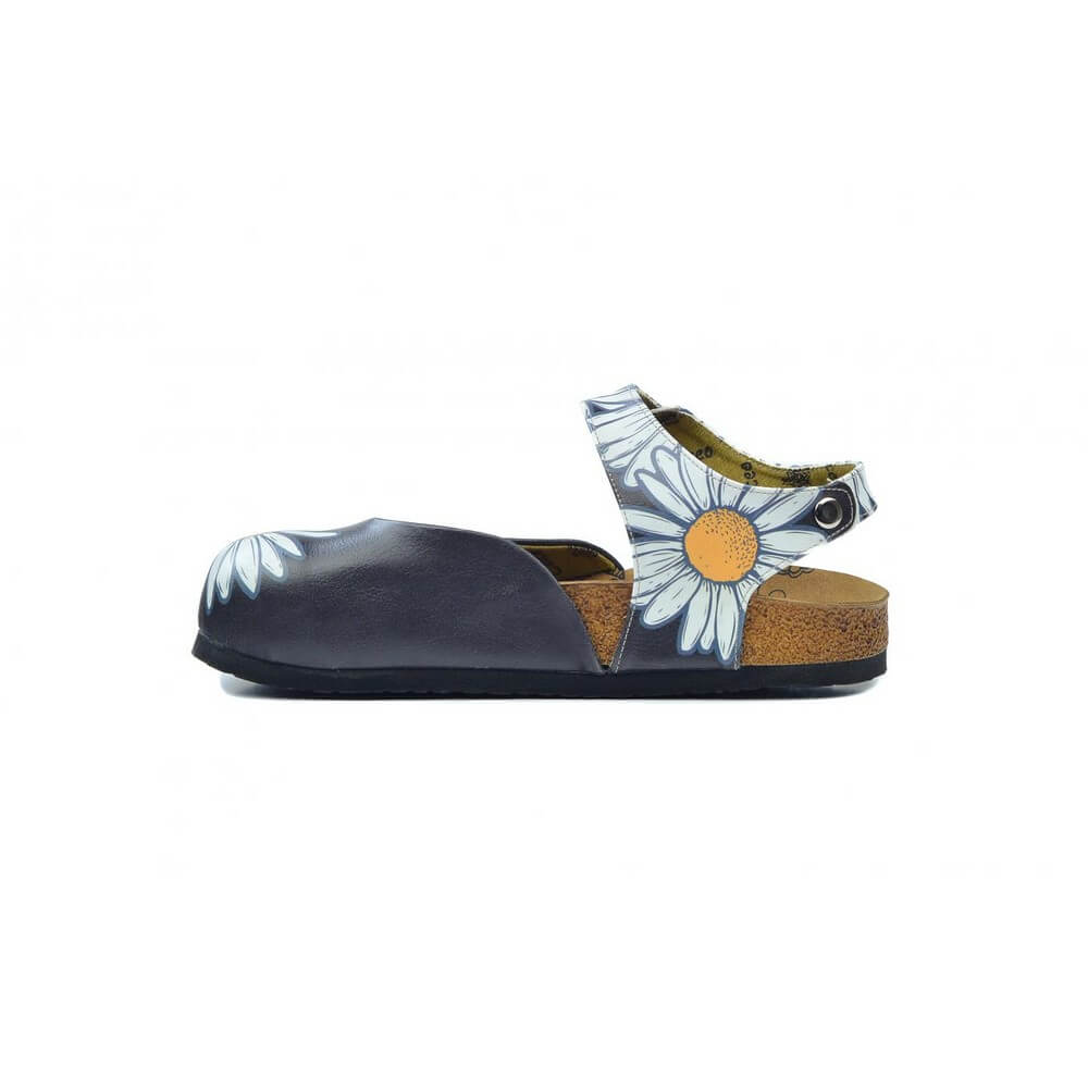 Clogs Outlet - No Exchange or Return  38 EU - 7.5 US