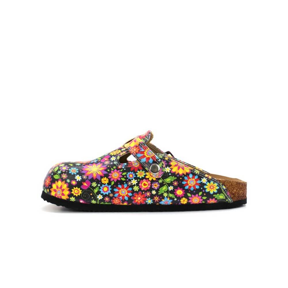 Clogs Outlet - No Exchange or Return  35 EU - 5 US